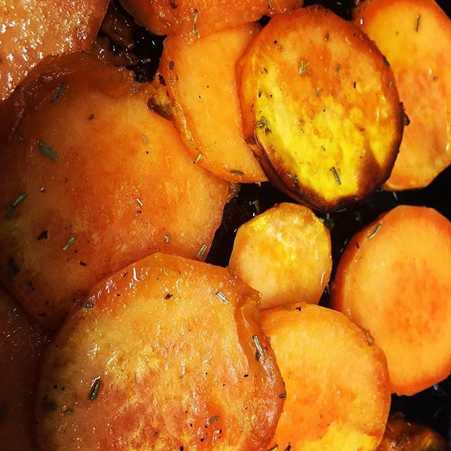 Pan fried sweet potato ready to go!
#Theviewpizza