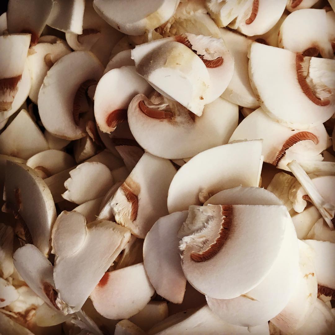These may be the freshest #mushrooms ever. From #fresko in #kincumber  Add them to every #pizza ##theviewpizza